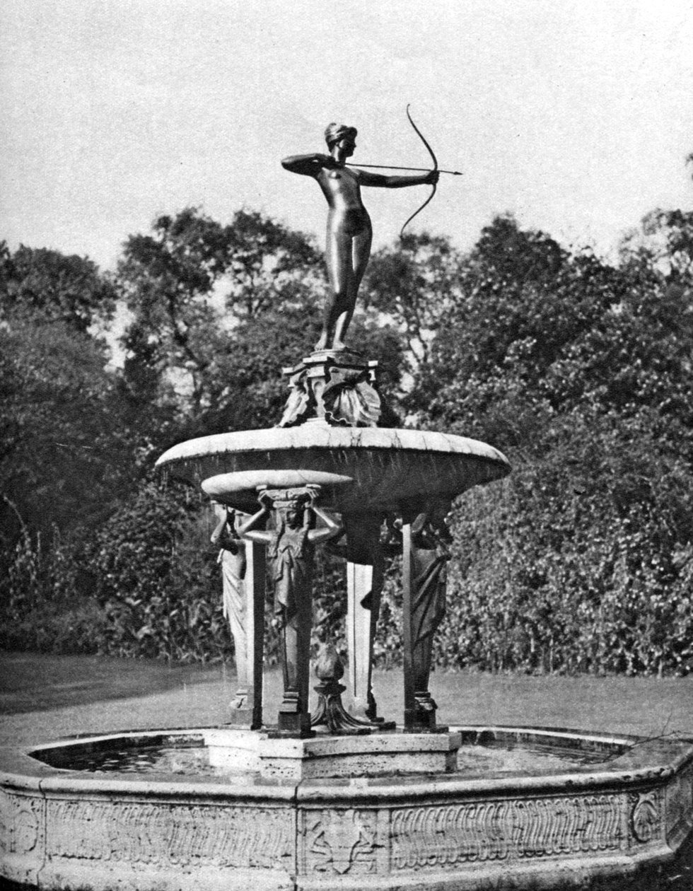 Fontanna Artemidy, Hyde Park, Londyn, 1926-1927 autorstwa McLeish