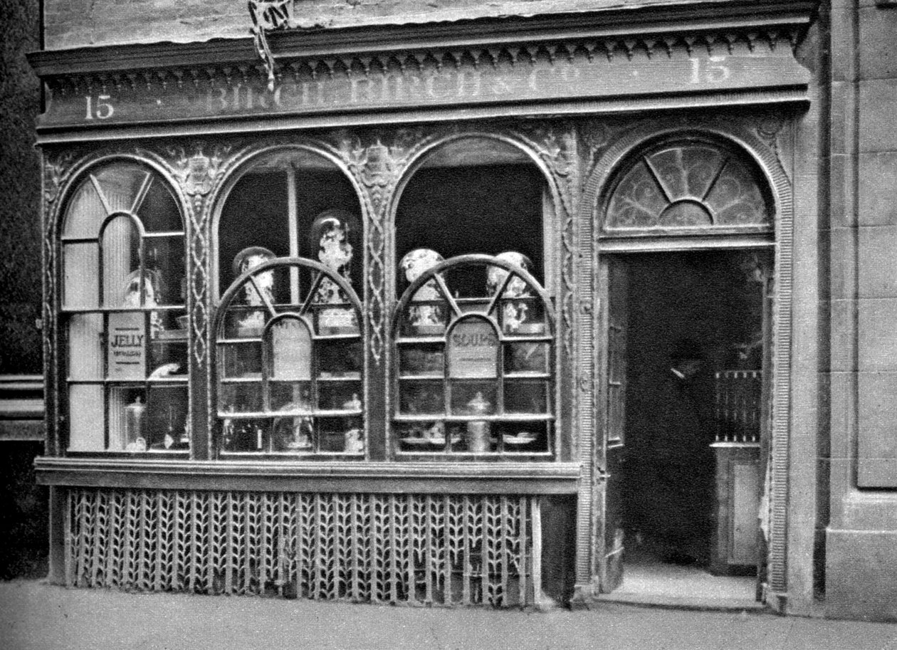 Birch Birch and Co, Londyn, 1926-1927 autorstwa McLeish