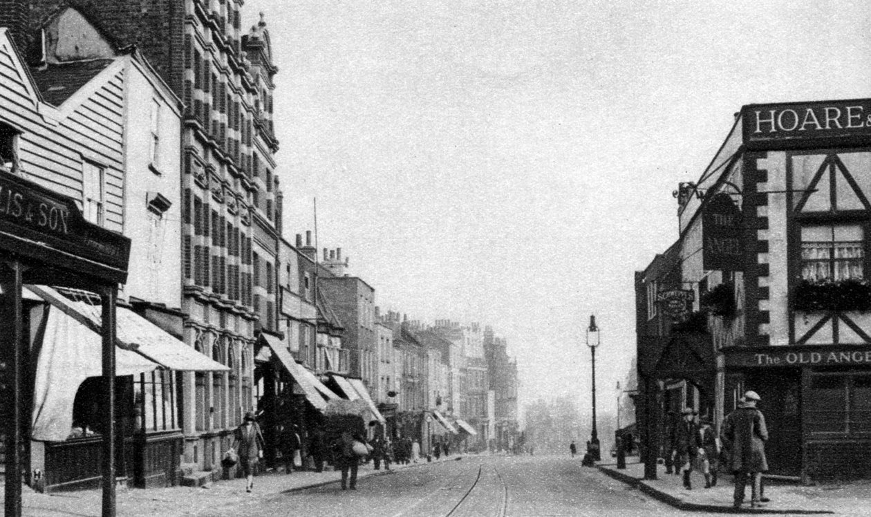 High Street, Highgate Village, Londyn, 1926-1927. autorstwa McLeish