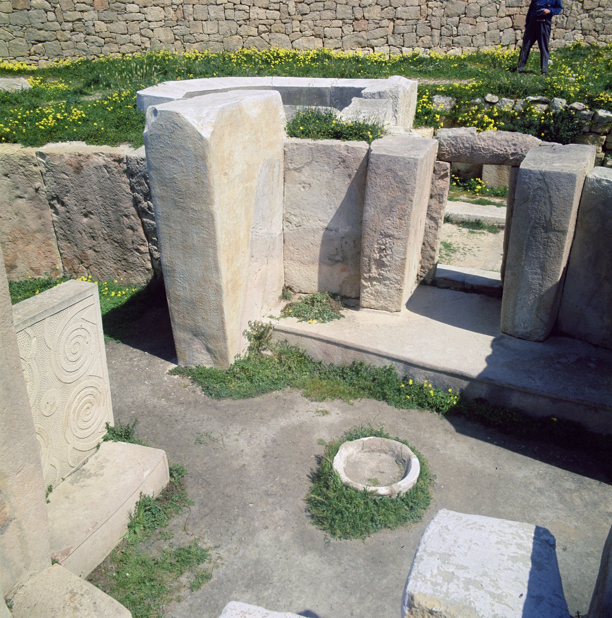 Megalityczna świątynia, ok. 30000-ok.25000 pne autorstwa Megalithic