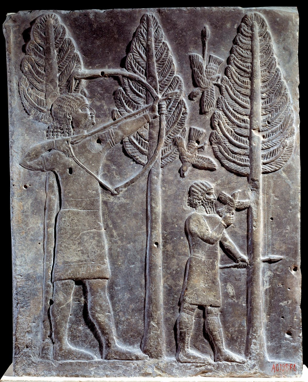 Scena polowania na ptaki. Płaskorzeźba w albastrze z Pałacu Sargona II lub Sharroukina, króla Asyrii do Chorsabadu (Chunsabad) (Mezopotamia), Irak. 722-705 pne. Paryż. Muzeum w Luwrze autorstwa Mesopotamian Mesopotamian