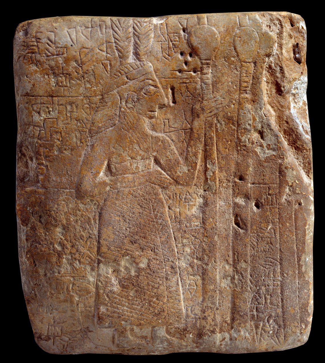 Mezopotamia. Art Sumer: postać z piórami (ok. 2700 pne) Stello antyczny girsou archaiczny okres sumeryjski - wapień. Paryż, Musee du Louvre autorstwa Mesopotamian Mesopotamian