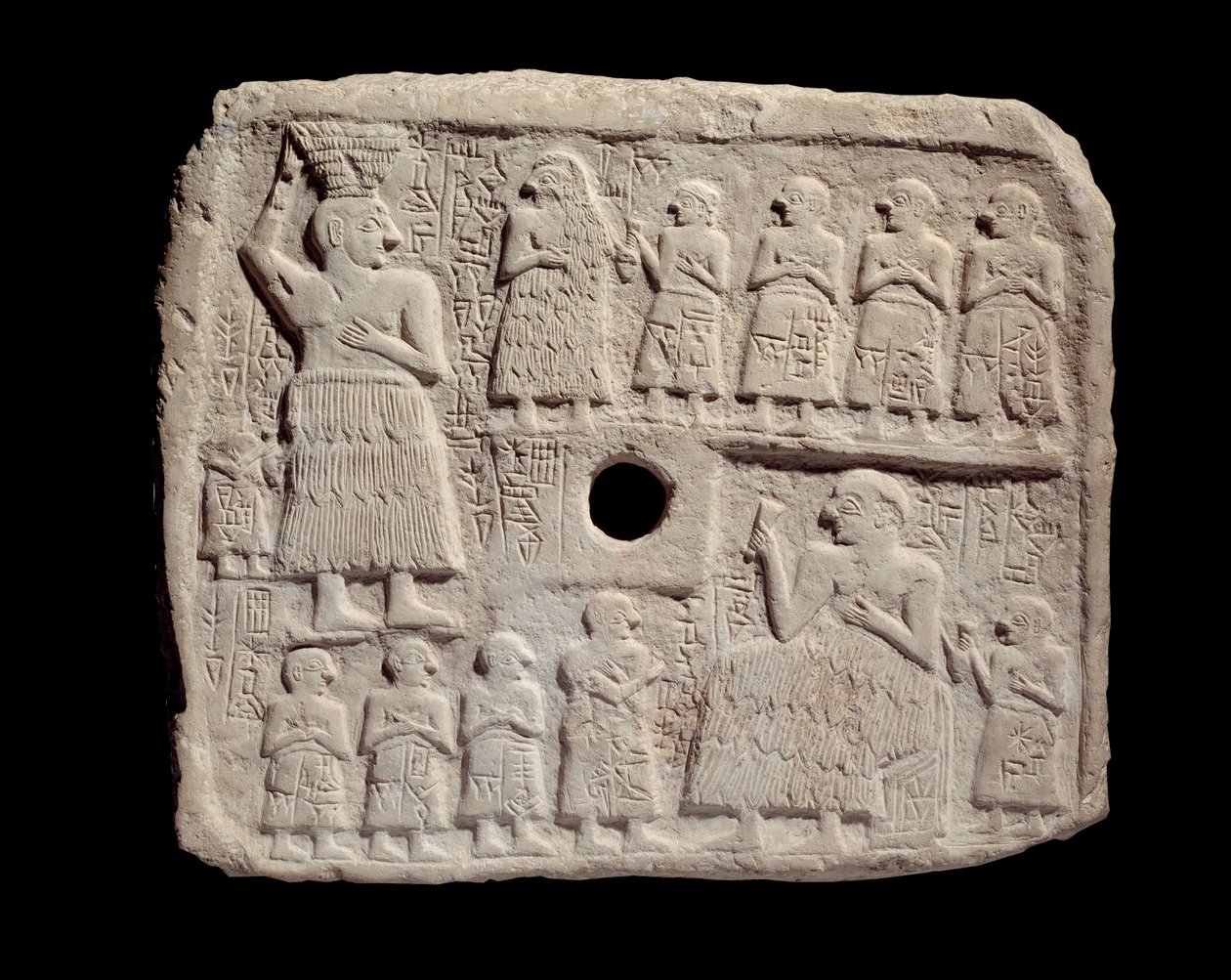 Mezopotamia: płaskorzeźba w wapieniu Ur-Nanshe (Nasz nanshe), króla Lagasz. Okres sumeryjski. Z Tello Paris, musee du Louvre - Płaskorzeźba upamiętniająca budowę budynku sakralnego przez Ur-Nanshe, króla Lagasz (Ur-Nanshe) (Our nanshe) z autorstwa Mesopotamian Mesopotamian