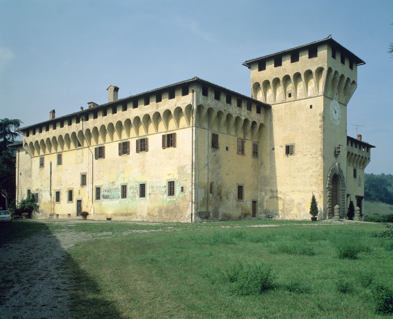 Villa Medicea Cafaggiolo, zaprojektowana dla Cosimo Il Vecchio (1389-1464) (patrz również 60455) autorstwa Michelozzo di Bartolommeo