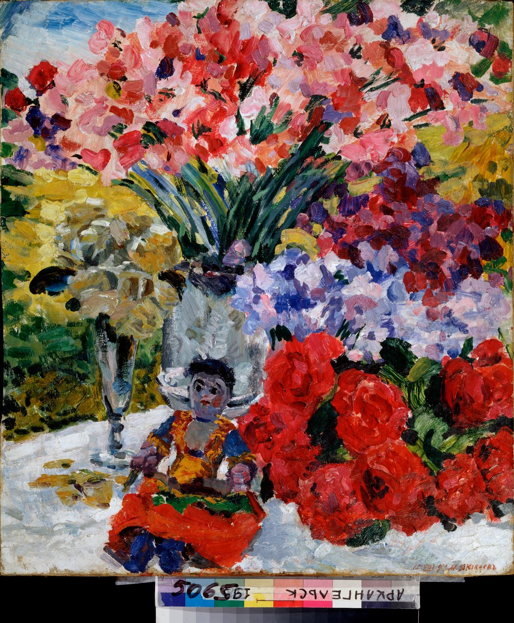 Kwiaty i lalka - Obraz Michaiła Nikołajewicza Jakowlewa (1880-1942), olej na płótnie autorstwa Mikhail Nikolayevich Yakovlev