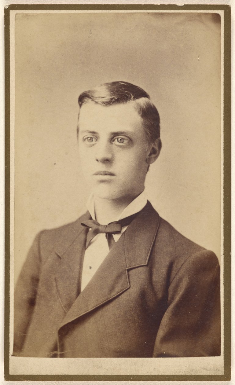 [Portret popiersiowy niezidentyfikowanego mężczyzny]. autorstwa Miller and Company