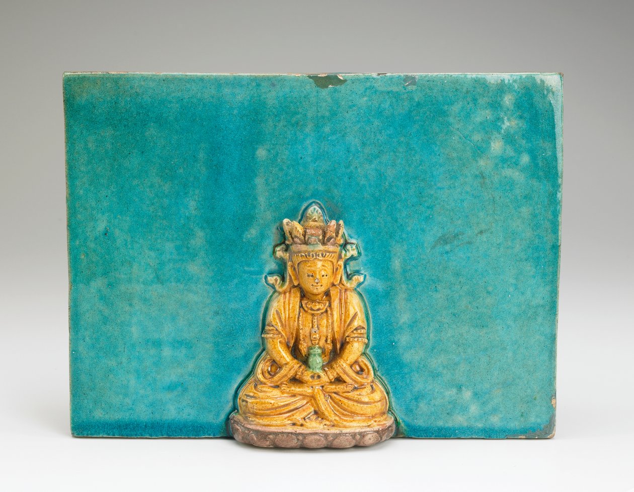 Płytka z figurą Buddy Amitabhy (ceramiczna) autorstwa Ming Dynasty Chinese School
