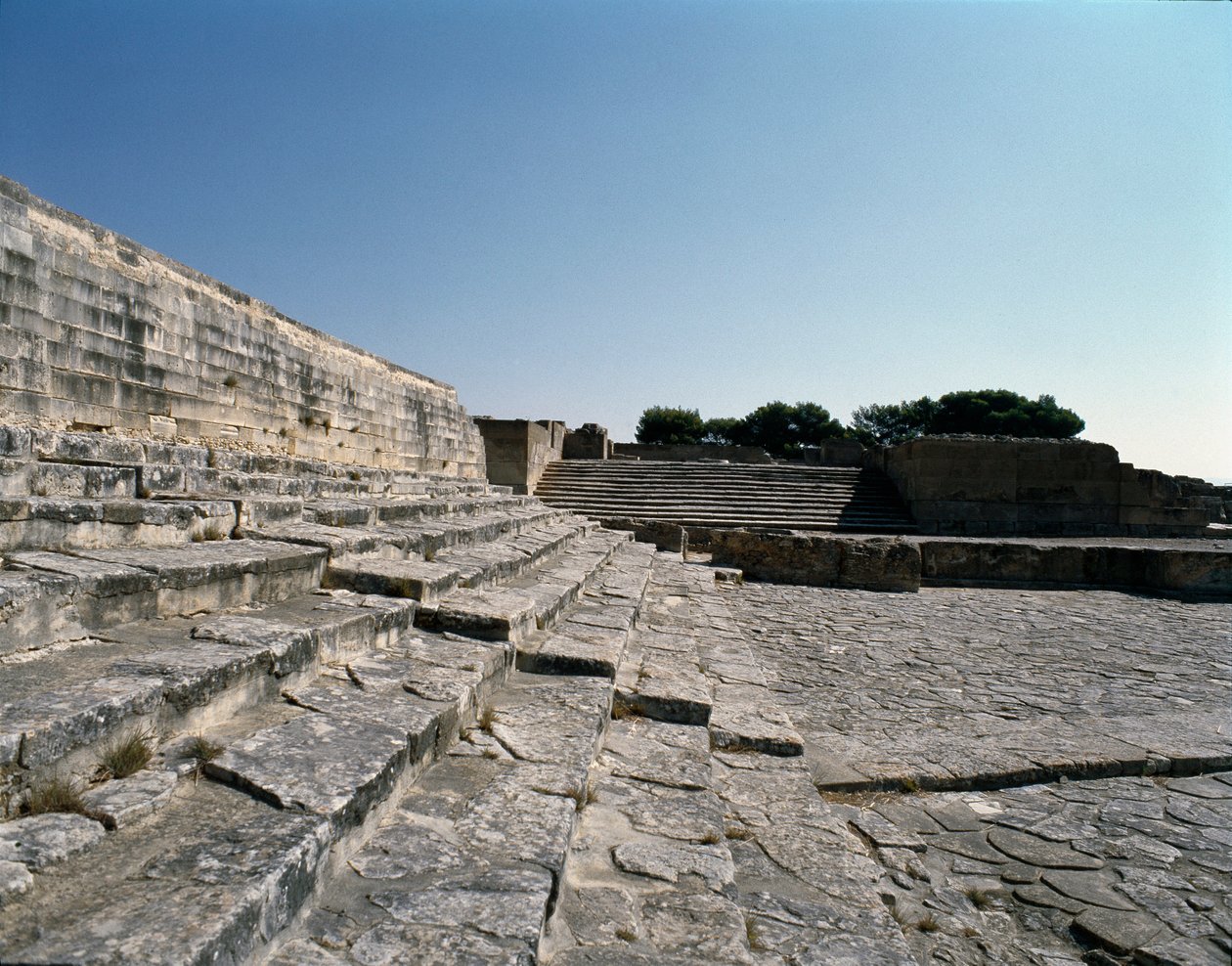 Widok ruin Fajstos, 2700-1200 pne autorstwa Minoan