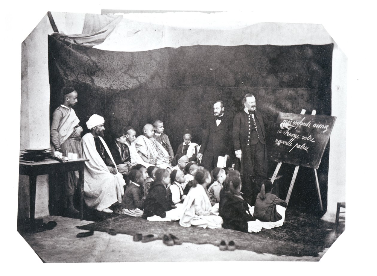Szkoła francuska w Algierii, ok. 1860 bw fot. patrz też 438857 autorstwa Moulins
