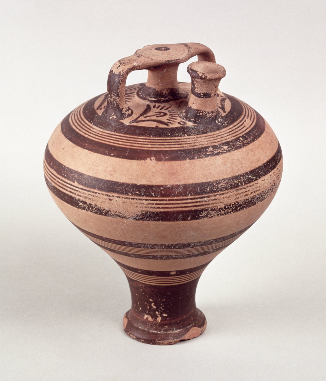 Słoik ze strzemionami, ok. 1500-1200 pne (ceramika malowana) autorstwa Mycenaean