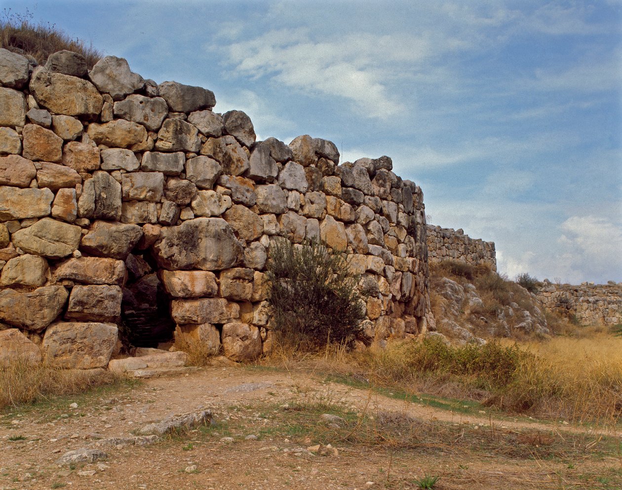 Sztuka myceńska: zachodnie schody prowadzące do cytadeli mykeńskiej, miasto Tiryns, około 1200 p.n.e. Grecja autorstwa Mycenaean