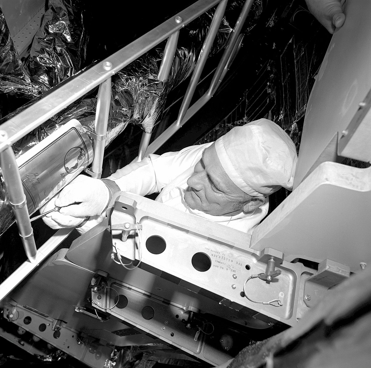 Apollo 16 - NASA, 1972. autorstwa NASA Images