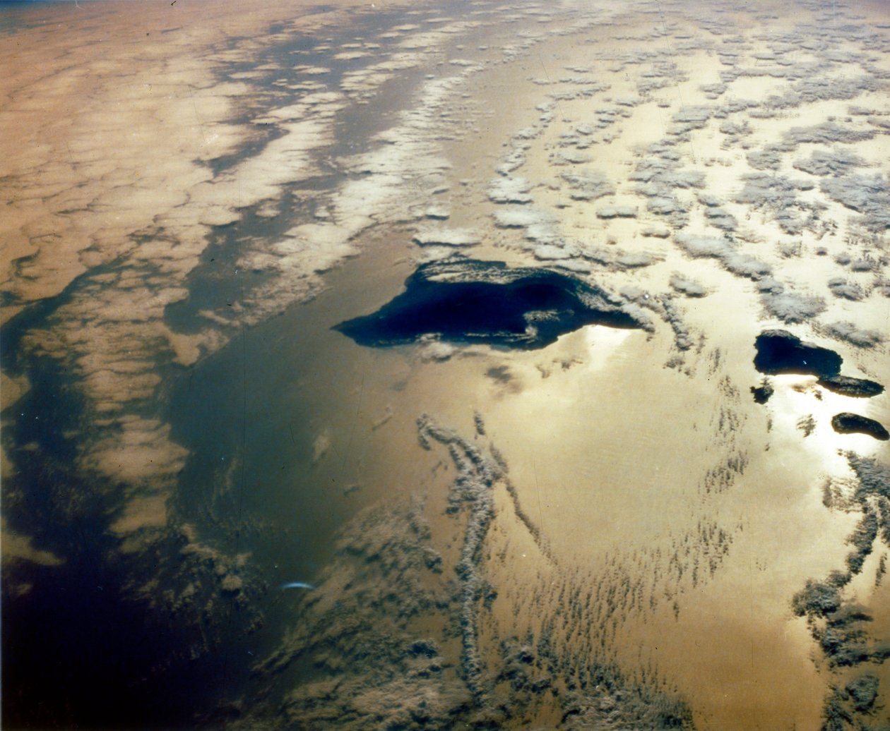 Ziemia z kosmosu - Wyspy Hawajskie, USA, ok. 1980r. autorstwa NASA Images