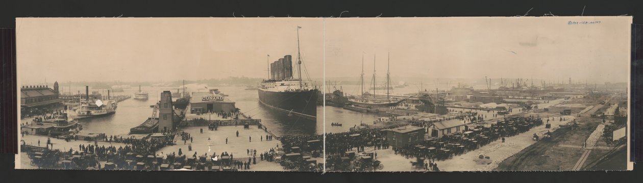Lusitania pod koniec rekordowego rejsu autorstwa N.W. Penfield