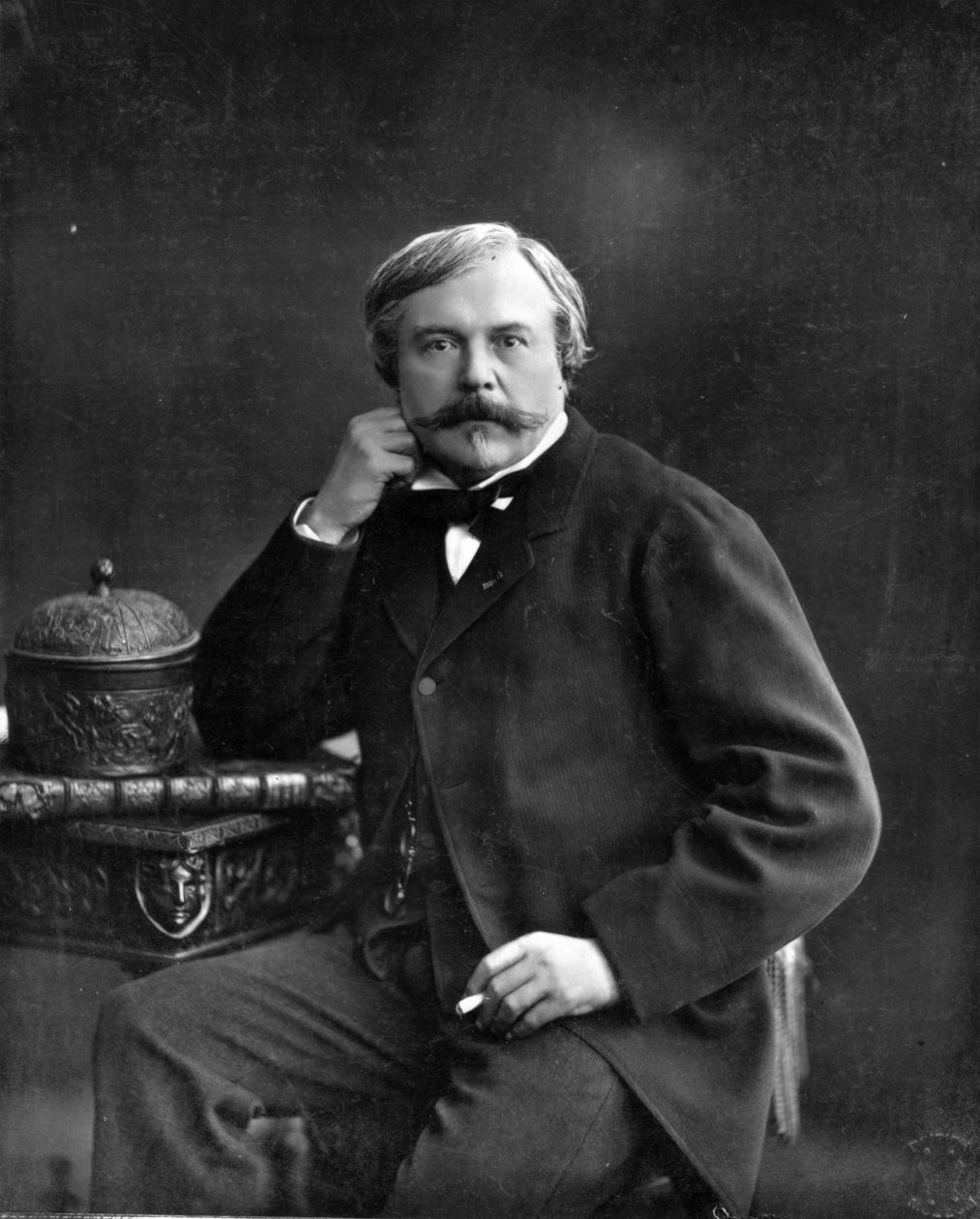 Edmond de Goncourt, z „Galerie Contemporaine”, c.1874-78 autorstwa Nadar