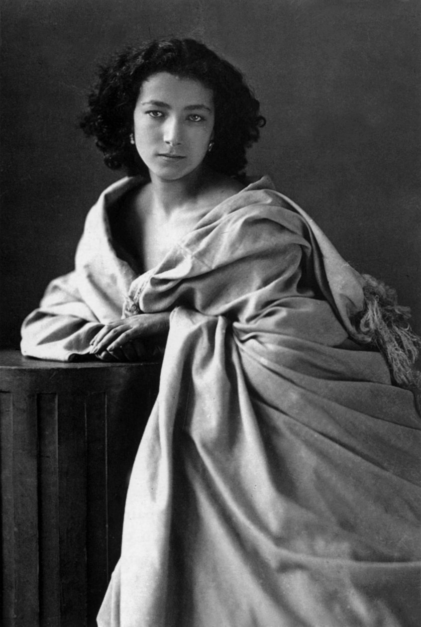 Francuska aktorka Sarah Bernhardt (1844-1923), fot. Nadar (1820-1910) autorstwa Nadar