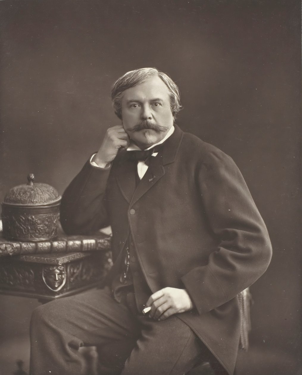 Edmond de Goncourt Francuski pisarz i krytyk, 1822-1896, c. 185376. autorstwa Nadar