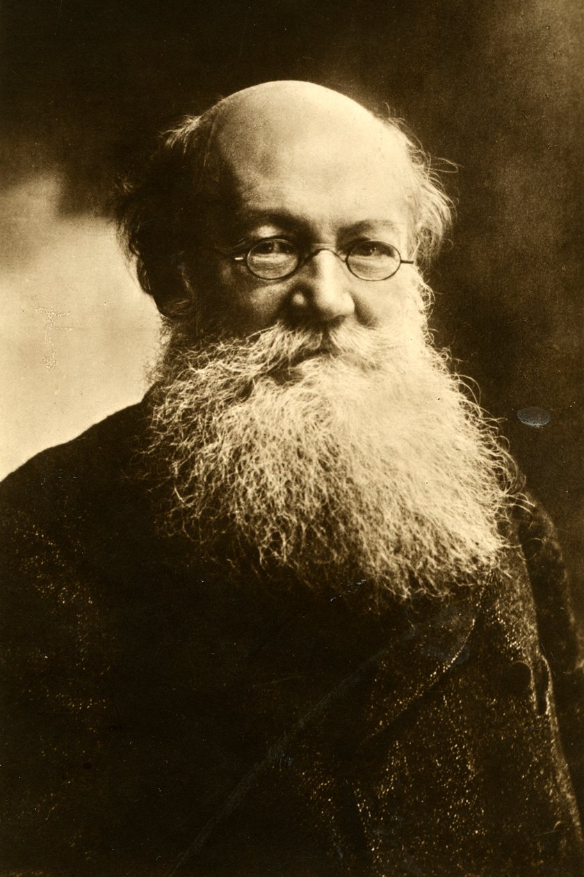 Piotr Aleksiejewicz Kropotkin, rosyjski anarchista, ok. 1900 autorstwa Nadar