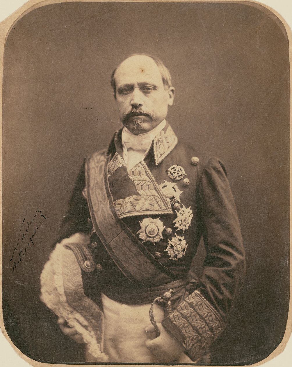 [Marszałek] Serrano autorstwa Nadar [Gaspard Félix Tournachon]