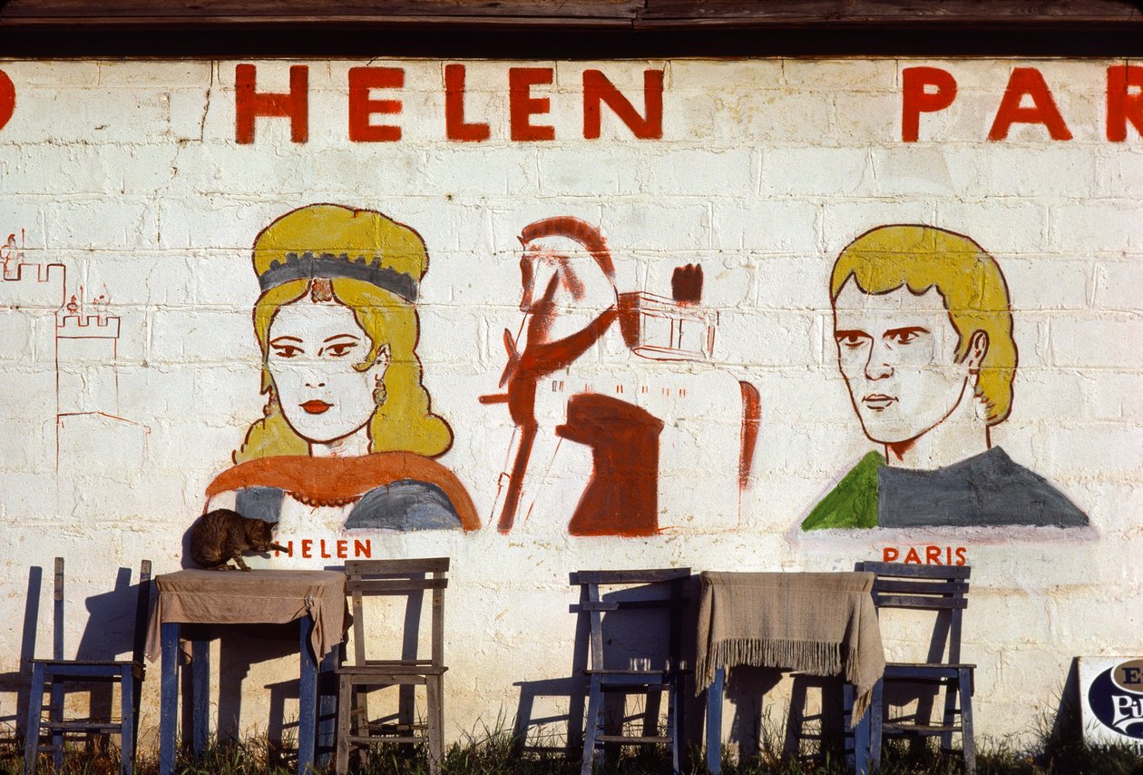 Mural w kawiarni Helena z Troi w Troi, Turcja autorstwa Nathan Benn