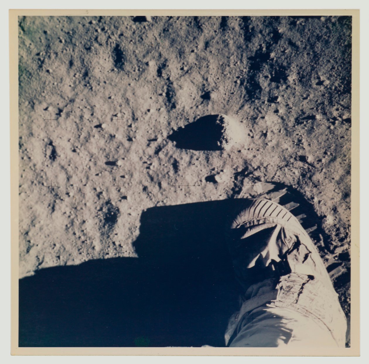 Lądowanie na Księżycu Apollo 11 autorstwa Neil Armstrong