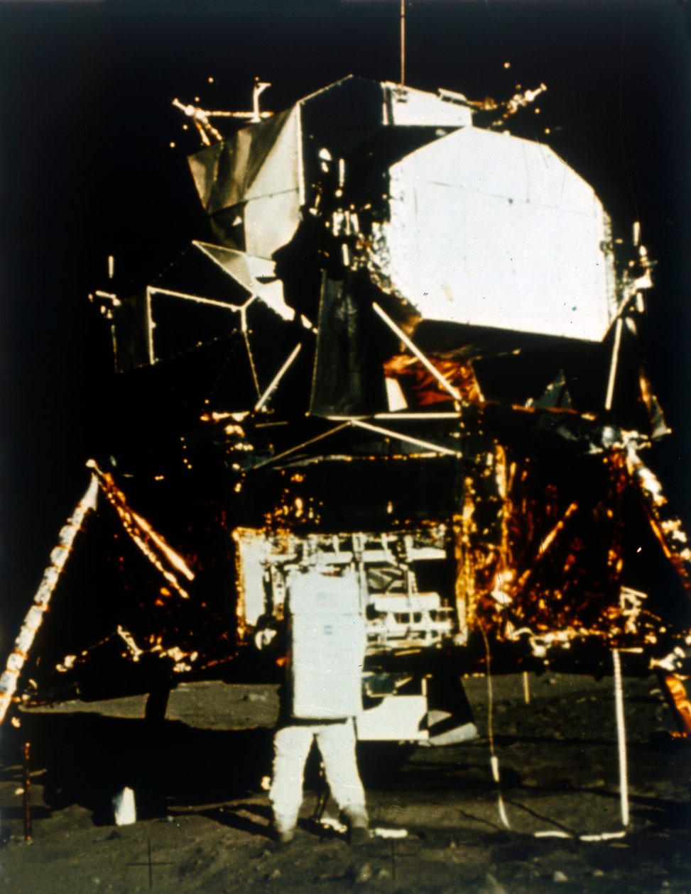 Buzz Aldrin przy module księżycowym na powierzchni Księżyca, misja Apollo II, lipiec 1969. autorstwa Neil Armstrong