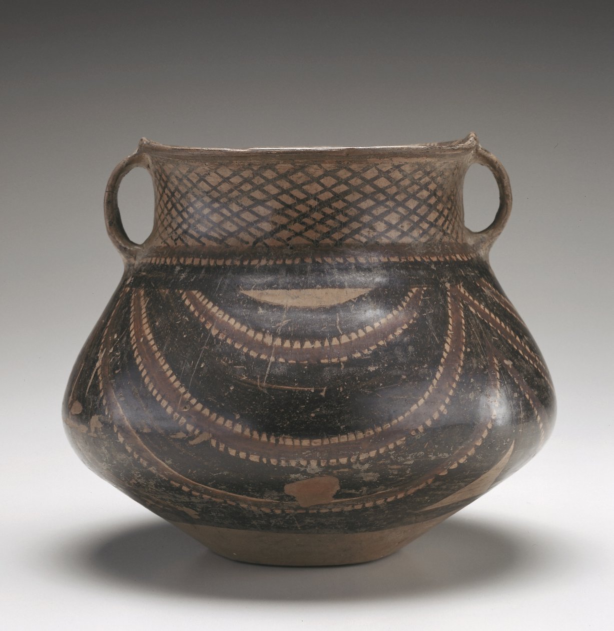 Urna, prowincja Gansu, ok. 2000 pne (ceramika) autorstwa Neolithic Period Chinese School
