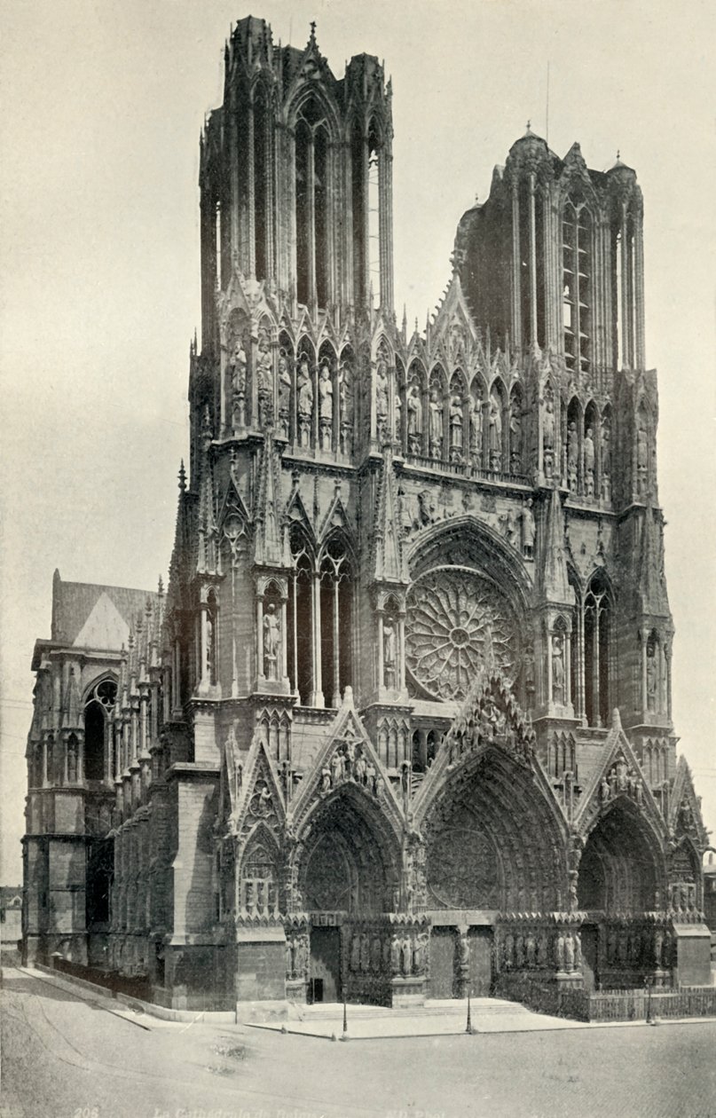 Wielka gotycka budowla: katedra w Reims, zbudowana w XIII i XIV wieku, ok. 1930. autorstwa Neurdein