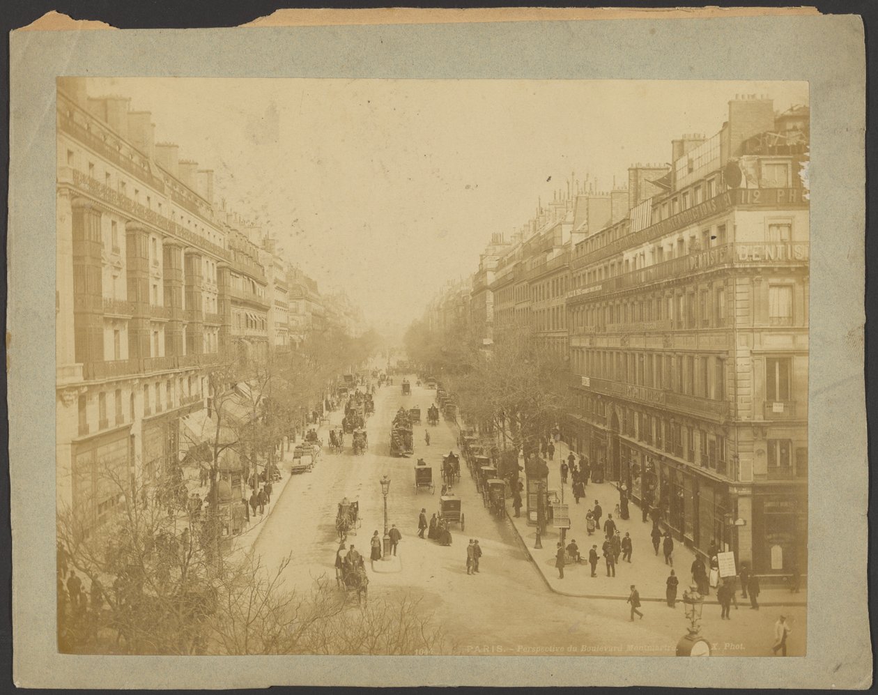 Paryż, perspektywa bulwaru Montmartre autorstwa Neurdein freres