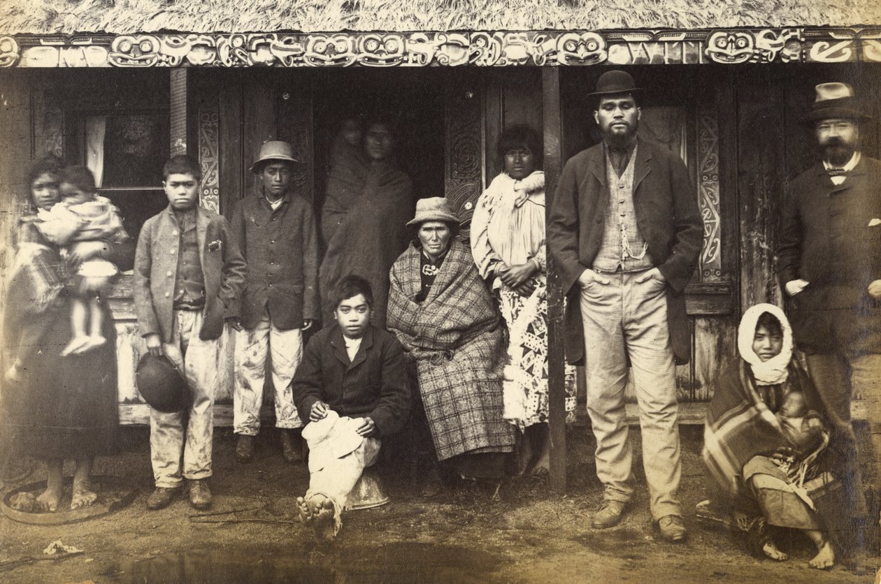 Uchodźcy z Te Wairoa i innych, 1886 (druk albumowy) autorstwa New Zealander Photographer
