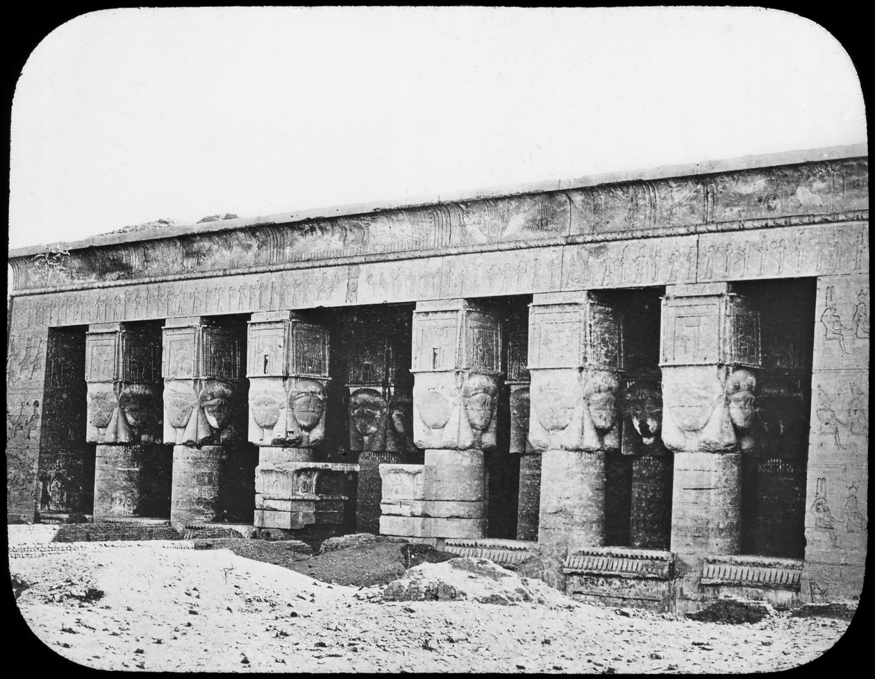 Świątynia Hathor, Dendera, Egipt, ok. 1890 r. autorstwa Newton and Co