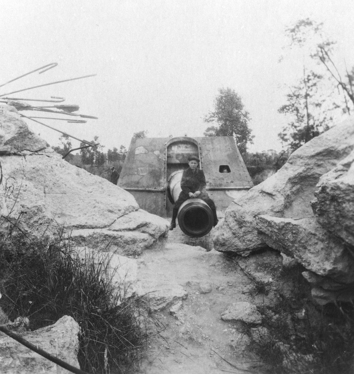 Langer Max, niemieckie działo oblężnicze na szynach, Moere, niedaleko Ostendy, Belgia, I wojna światowa, c1918 autorstwa Nightingale and Co