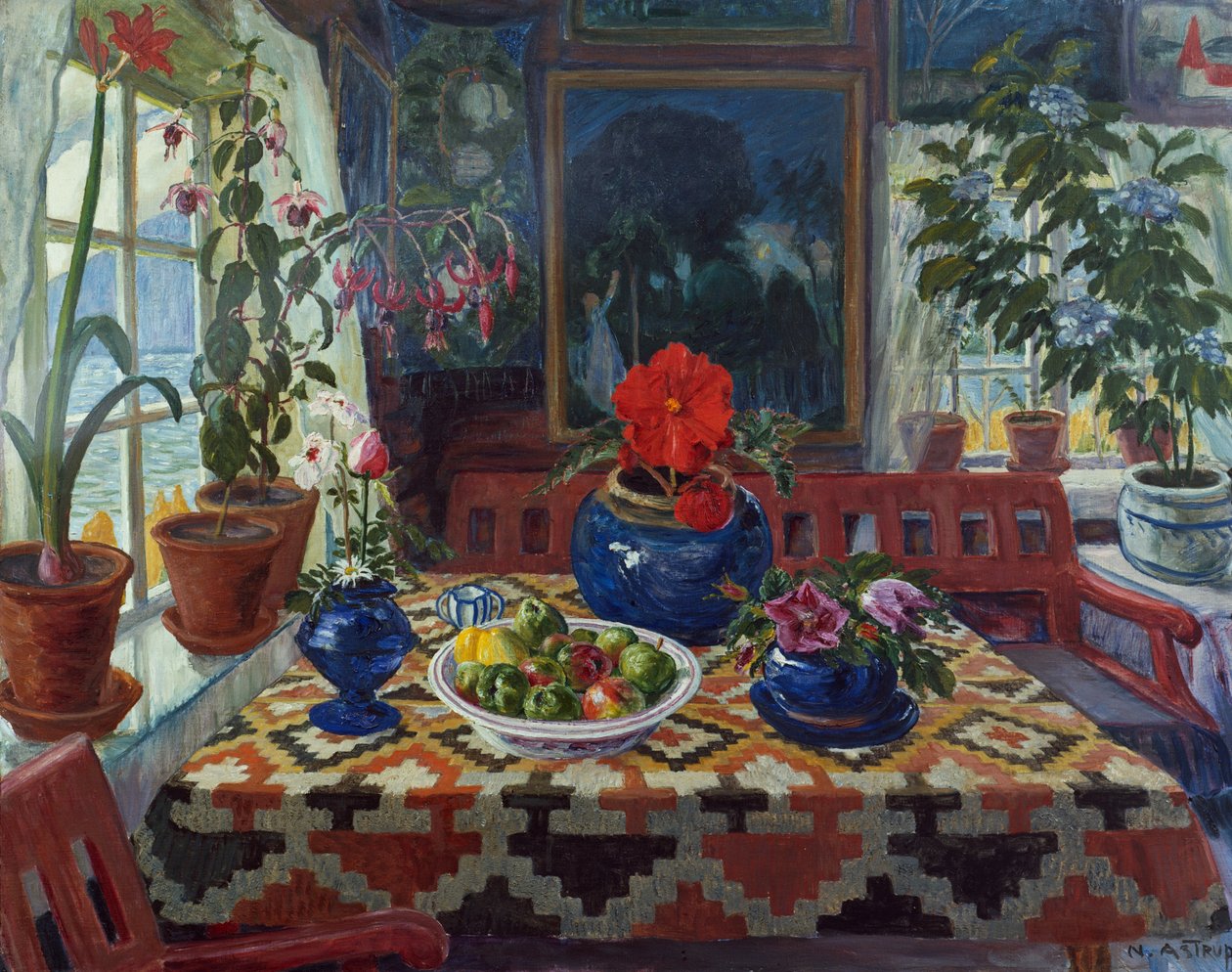 Wnętrze z dużym niebieskim garnkiem autorstwa Nikolai Astrup