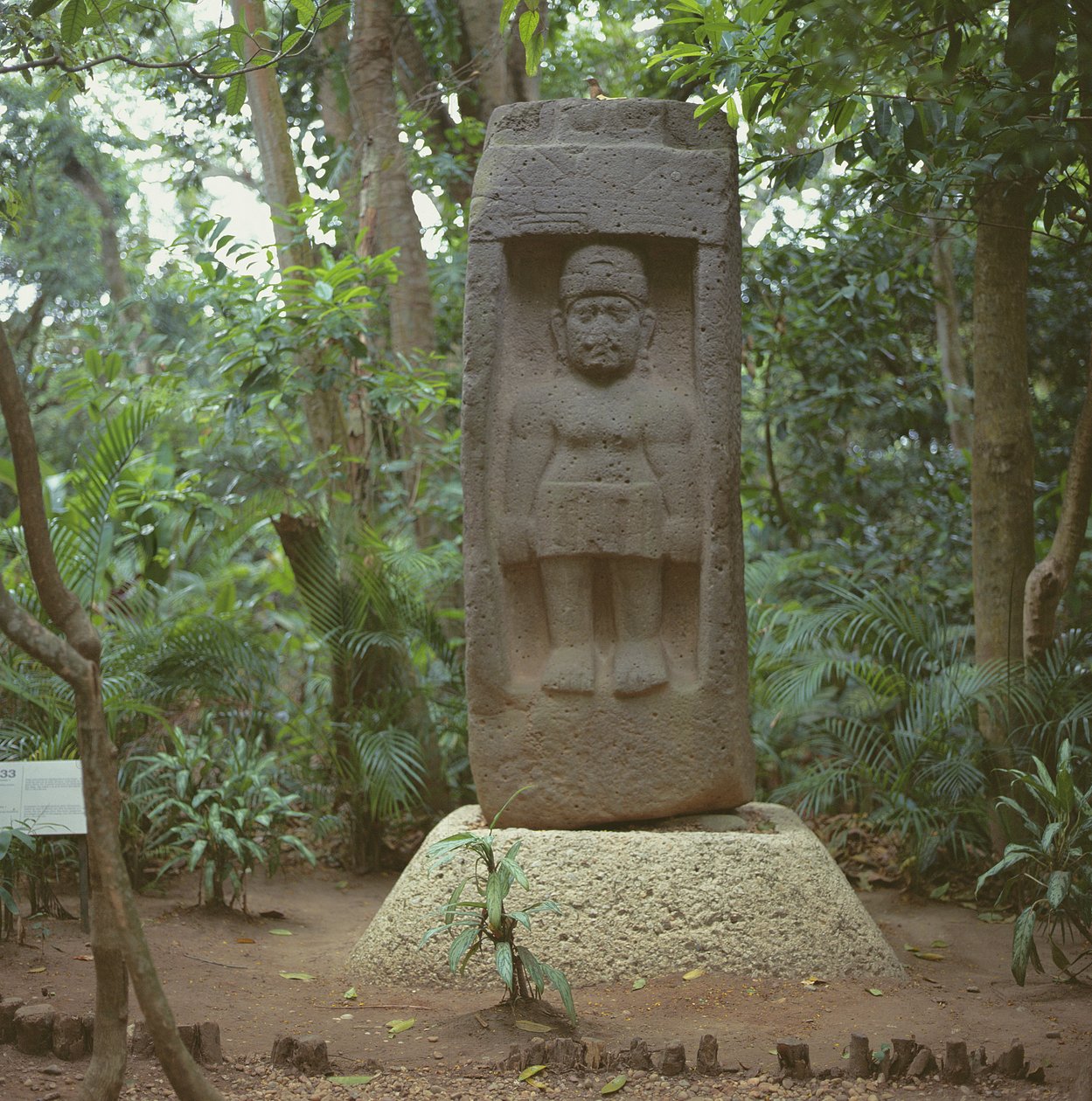 Stela 1, okres przedklasyczny autorstwa Olmec