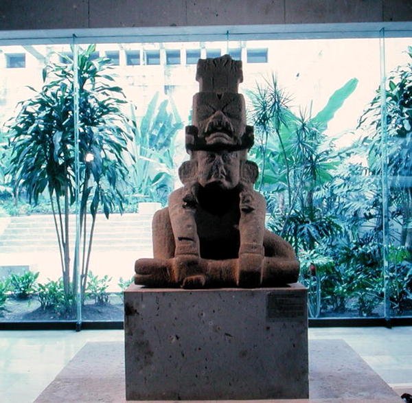 Pomnik 1 z San Martin Pajapan, okres przedklasyczny (kamień) autorstwa Olmec Olmec