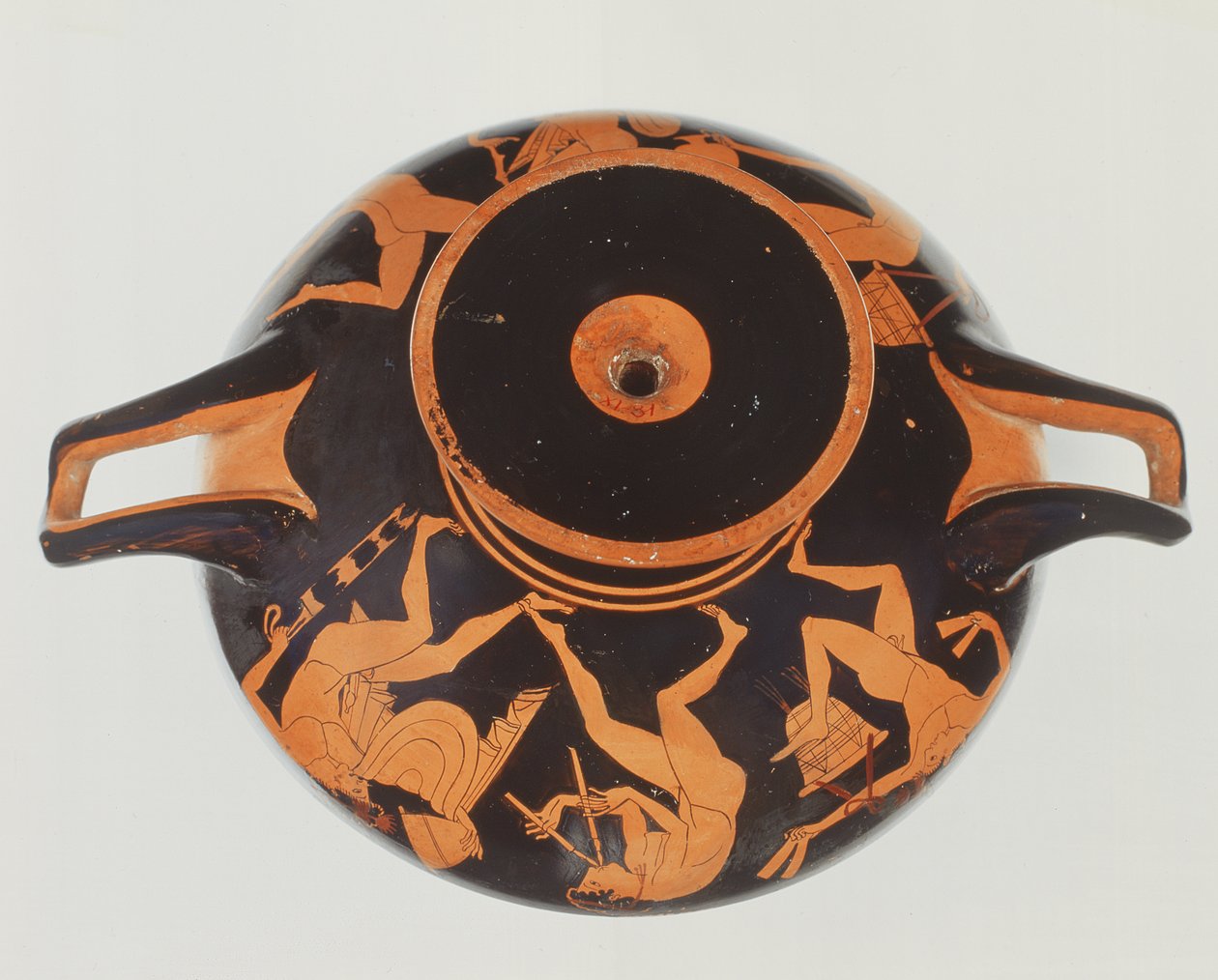 Poddasze czerwonofigurowe kylix, 500-450 pne (ceramika) autorstwa Onesimos Painter
