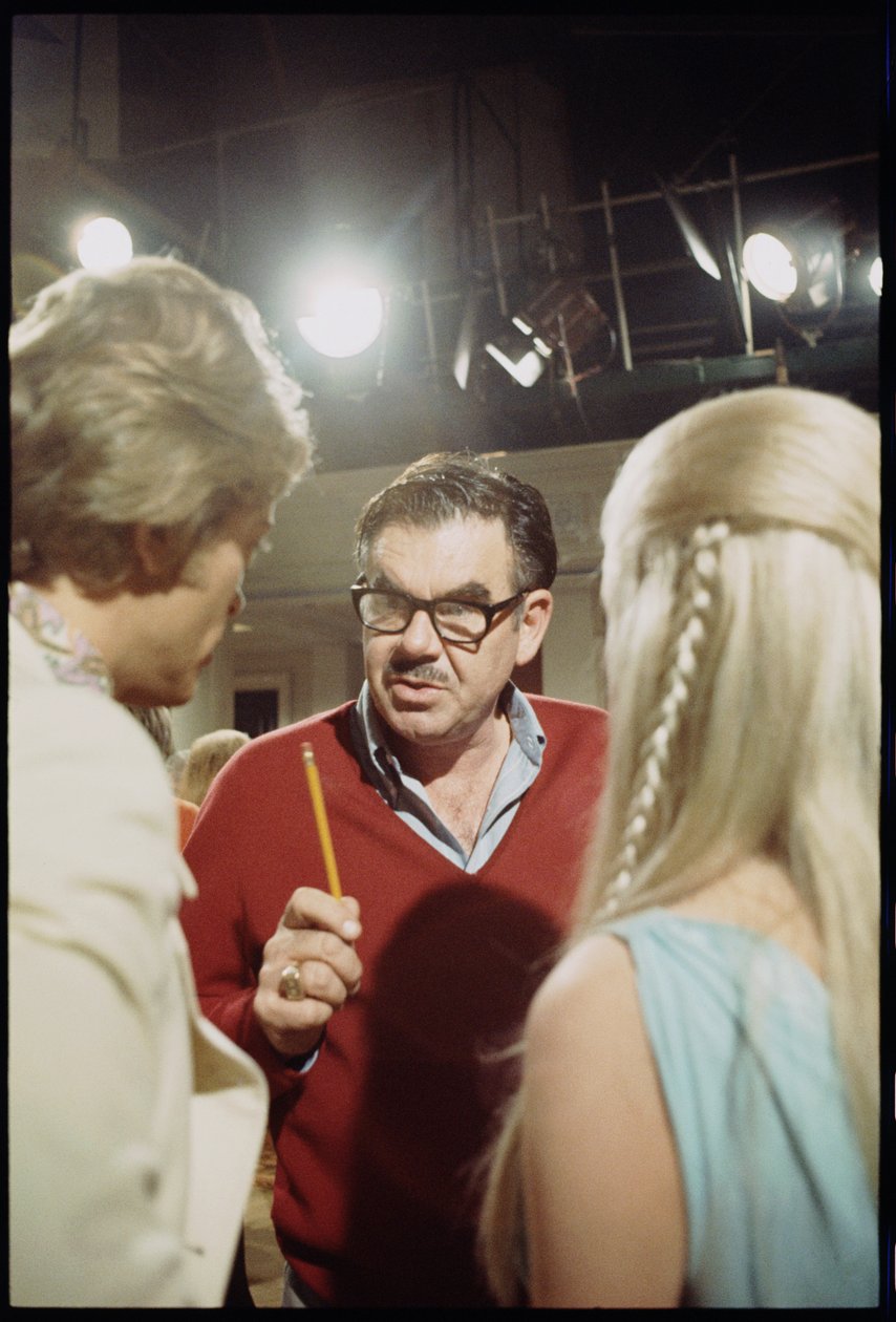 Russ Meyer na planie "Beyond the Valley of the Dolls", 1970 (zdjęcie) autorstwa Orlando Suero