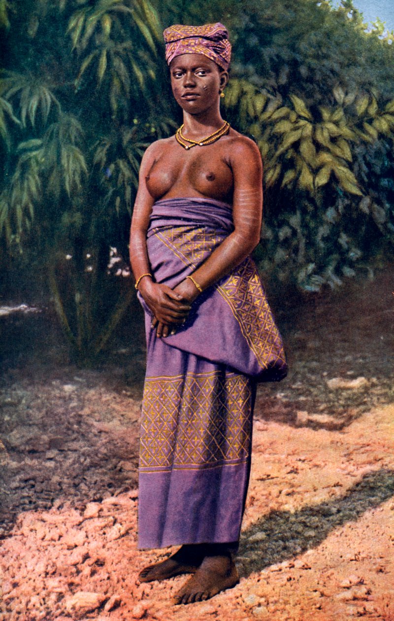 Kobieta z Akry w Ghanie, 1922. autorstwa P. A. McCann