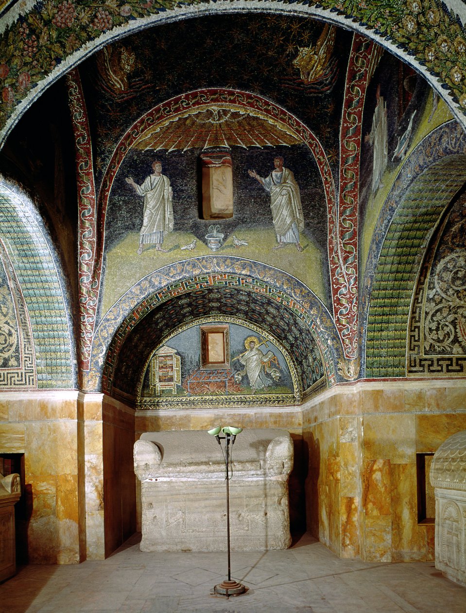 Widok wnętrza Oratorium, ok. 430 rne autorstwa Paleo Christian