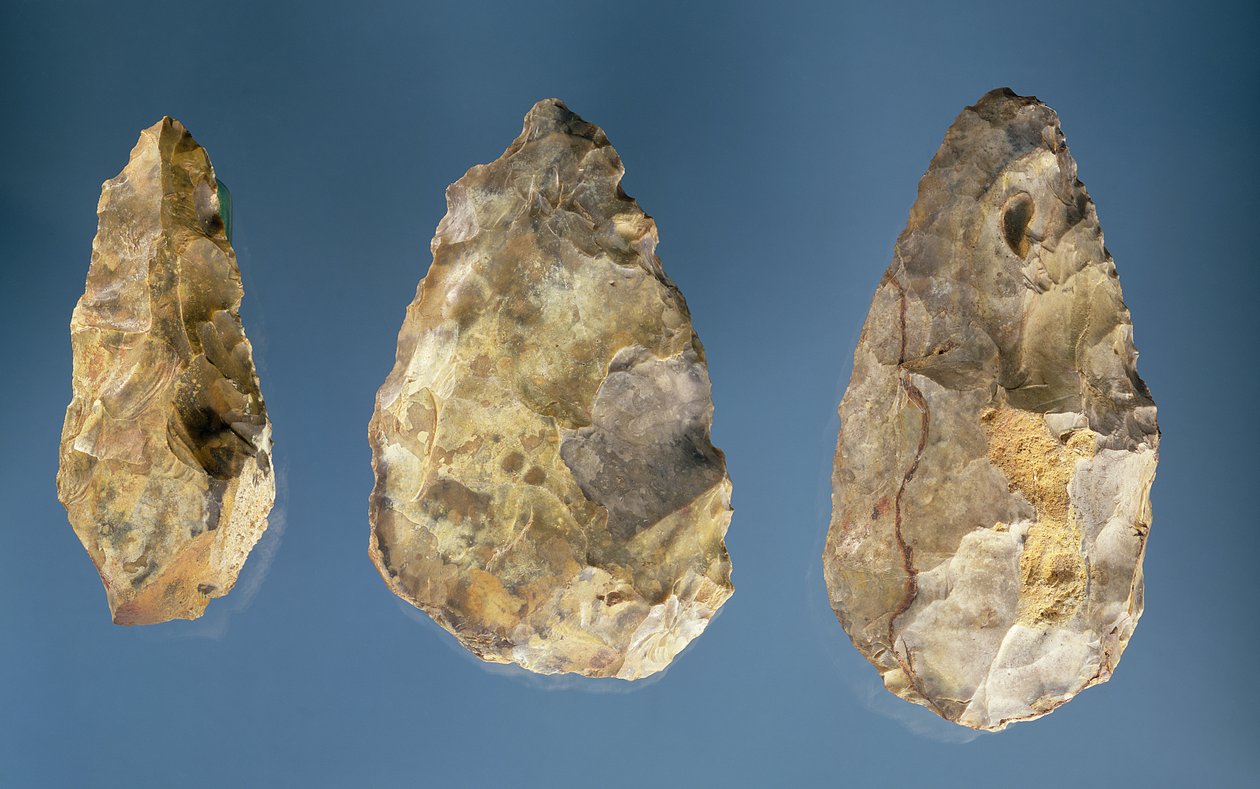 Trzy narzędzia krzemienne autorstwa Paleolithic