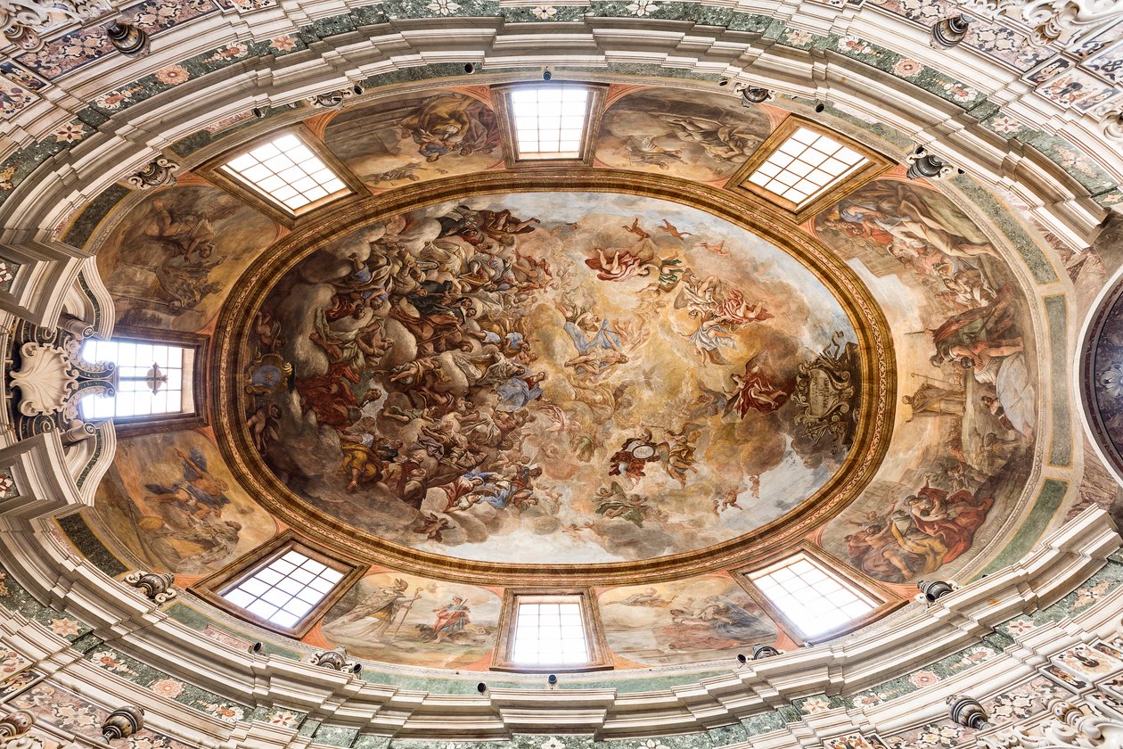 Katedra San Cataldo, kaplica San Cataldo, sklepienie z freskami przedstawiającymi chwałę San Cataldo, Taranto, Apulia (zdjęcie) autorstwa Paolo di Matteis