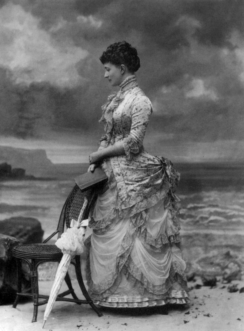 Pani Henry Standish (Helene de Perusse des Cars) 1882, fot. Paul Nadar autorstwa Paul Nadar