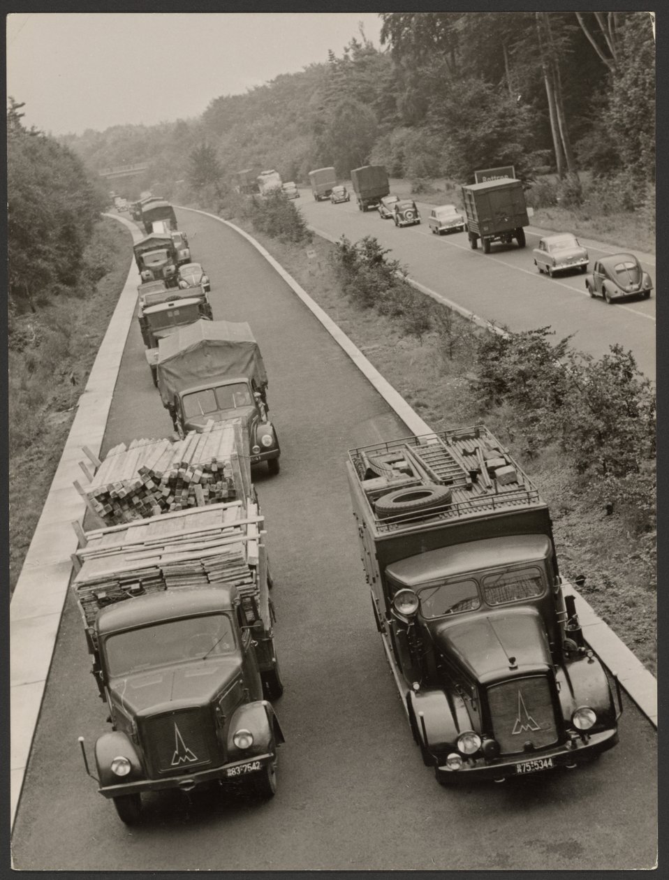 Autostrada w Zagłębiu Ruhry autorstwa Paul Wolff