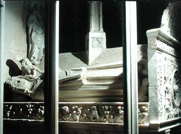 Grób Blanche z Anjou, żony Jakuba II Aragońskiego (1264-1327) autorstwa Pere de Bonhull Pere de Bonhull