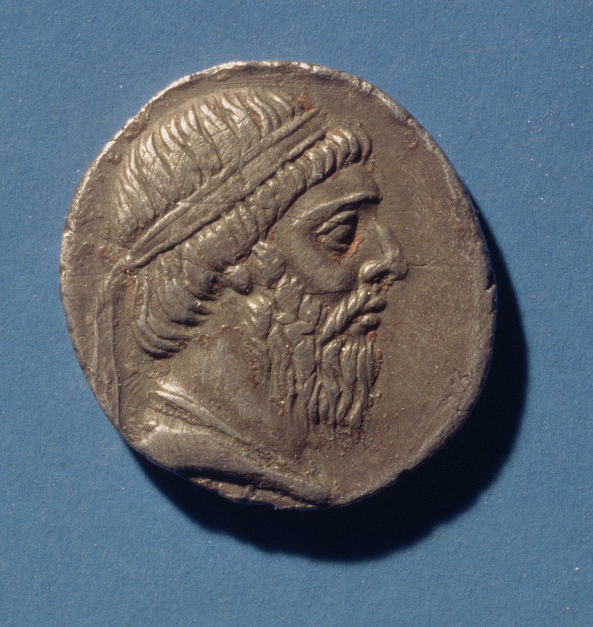 Tetradrachma (awers) Mitradatesa I, króla Partów (175-138 pne) (srebro) autorstwa Persian
