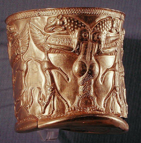 Czara ozdobiona mitologicznymi stworzeniami, północno-zachodni Iran, ok. 1200-1100 pne (elektrum) (patrz także 65167) autorstwa Persian School