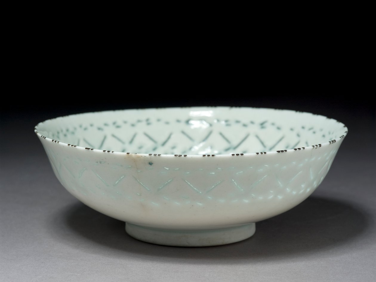 Gombroon Bowl, Iran, okres Safawidów (pasta kamienna z przebijaną dekoracją i czarną glazurą) autorstwa Persian School