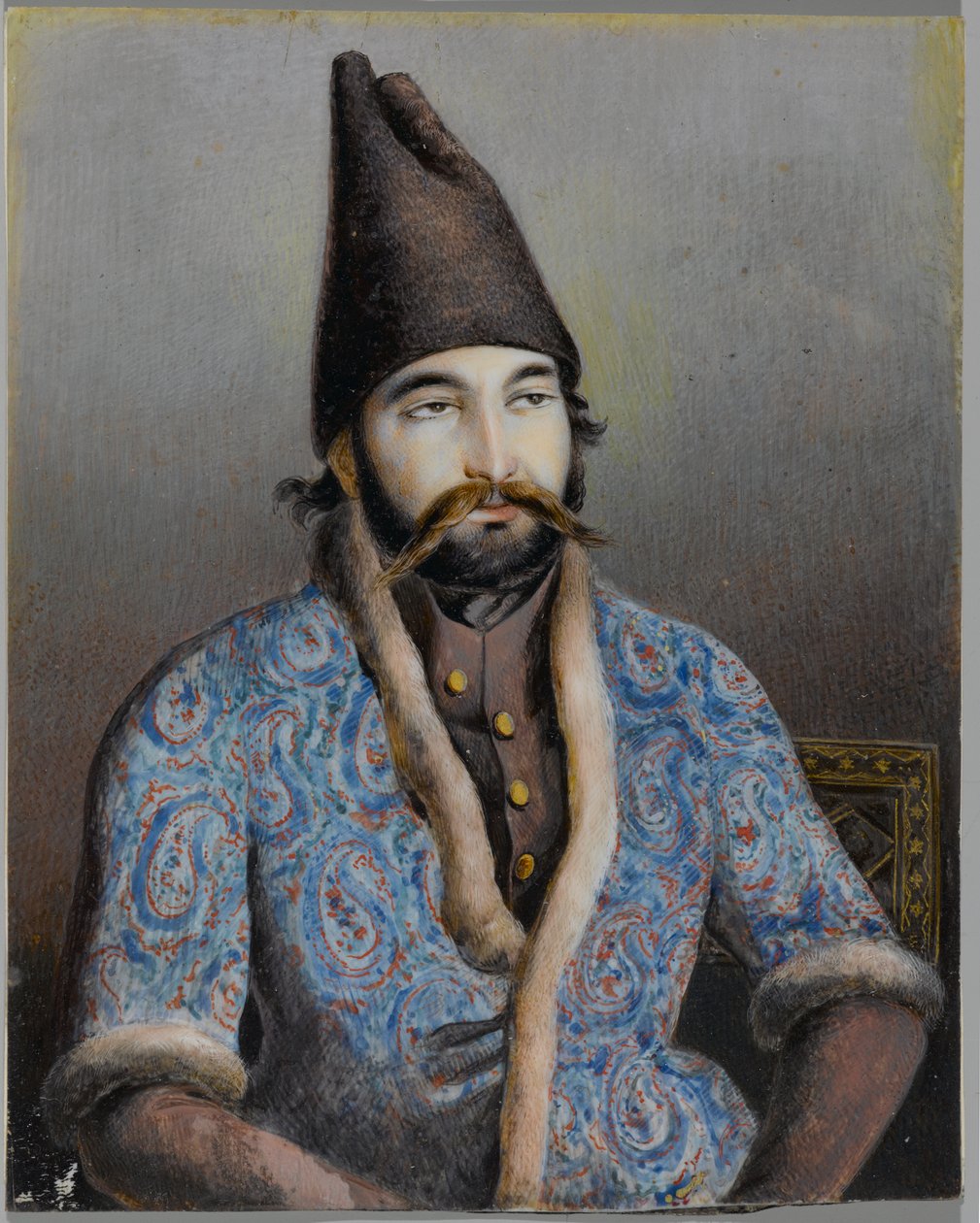 Portret szlachcica lub postaci królewskiej, prawdopodobnie Muhammad Shah Qajar (tusz i nieprzezroczysta toaleta na kości słoniowej lub muszli) autorstwa Persian School