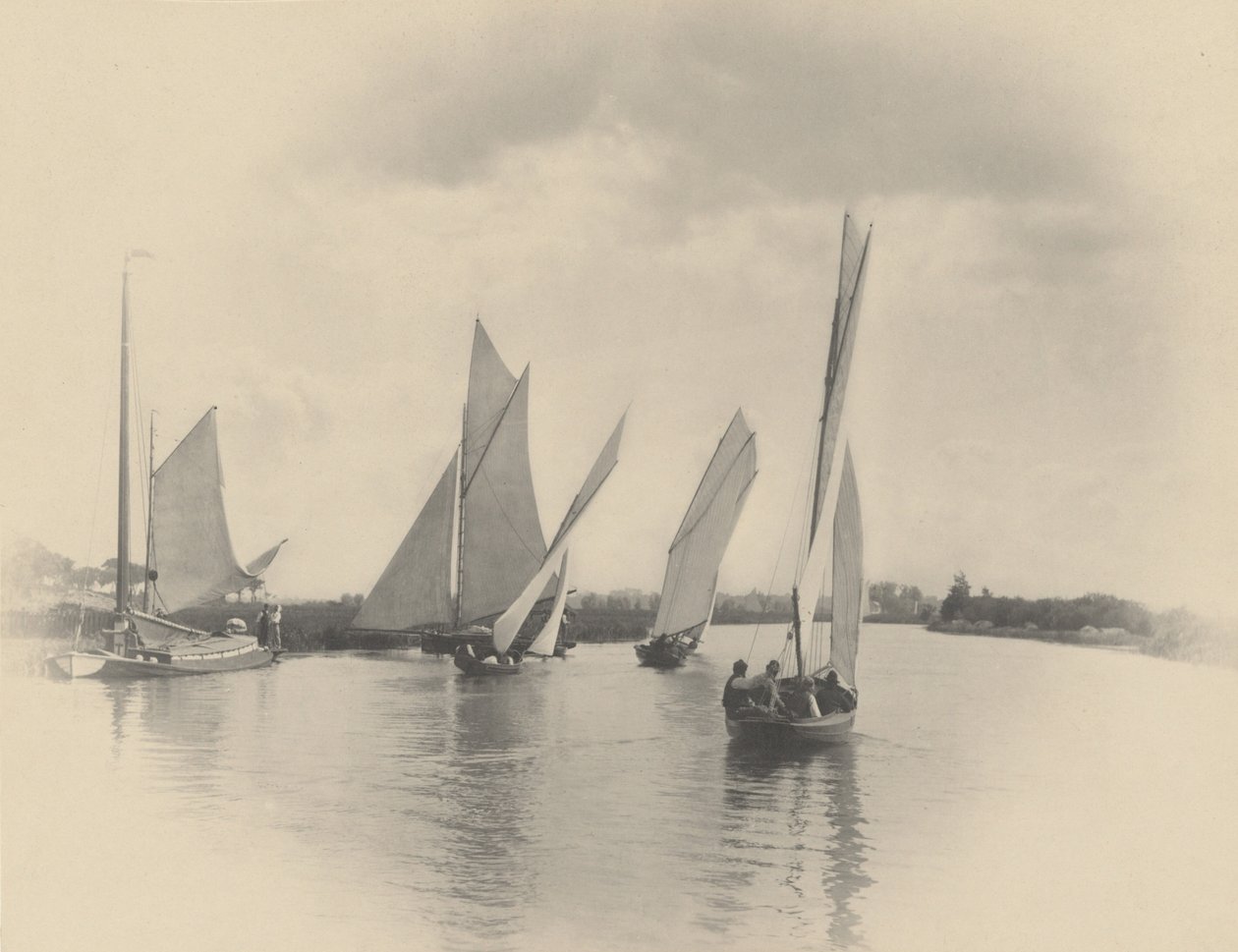 Mecz żeglarski w Horning, 1885 (zdjęcie) autorstwa Peter Henry Emerson