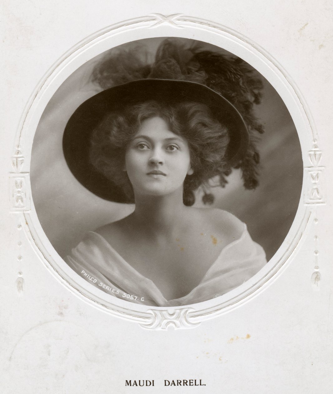 Maudi Darrell, brytyjska aktorka, ok. 1908. autorstwa Philco Publishing Company